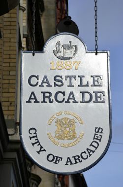 castle arcade cardiff mums weekend off