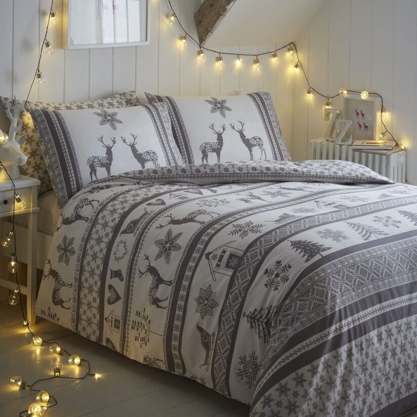 The Best Christmas Bedding